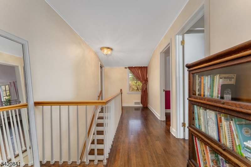 622 River Road Chatham, NJ 07928 - Photo 18 of 41