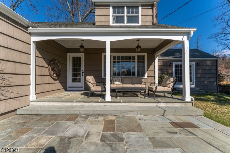 622 River Road Chatham, NJ 07928 - Photo 3 of 41