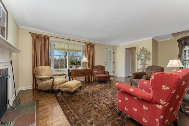 622 River Road Chatham, NJ 07928 - Photo 5 of 41