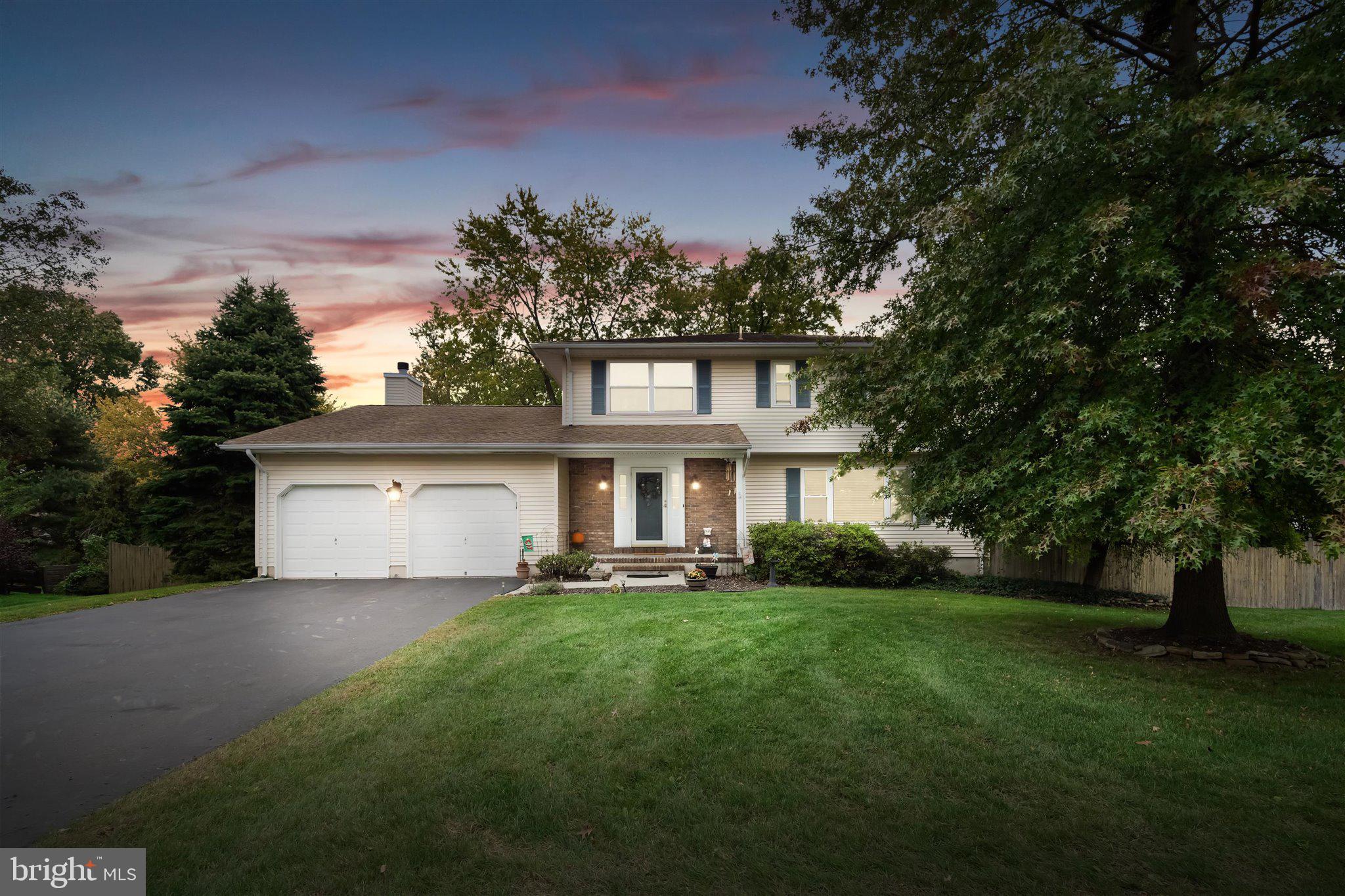 39 Great Oak Road Hamilton, NJ 08690 - Photo 1 of 31