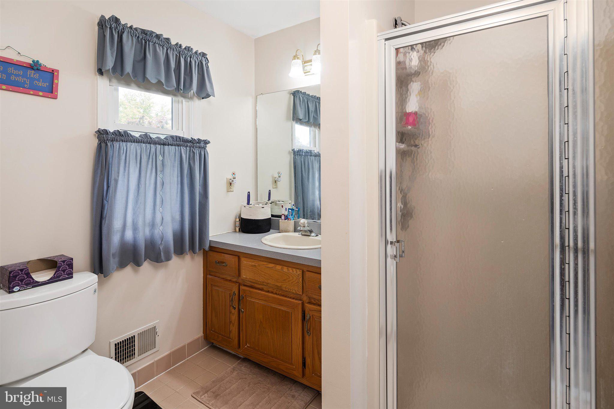 39 Great Oak Road Hamilton, NJ 08690 - Photo 23 of 31