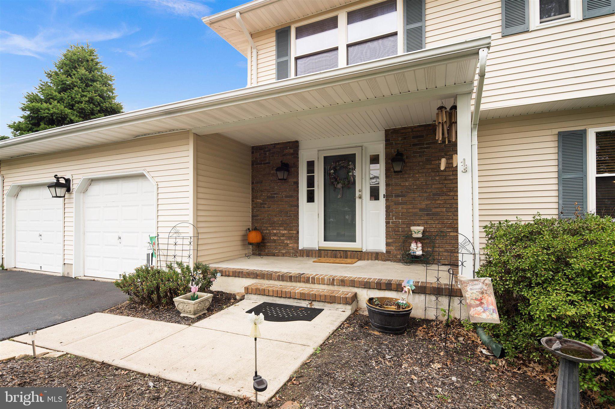 39 Great Oak Road Hamilton, NJ 08690 - Photo 4 of 31