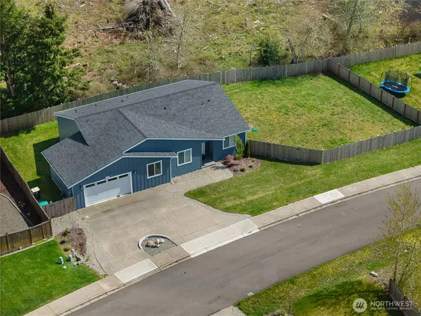 $529,000 | 903 Cody Street Southeast, Rainier, WA 98576