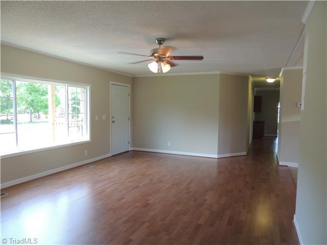 4603 Roundleaf Road Ramseur, NC 27316 - Photo 2 of 16 Living Room.