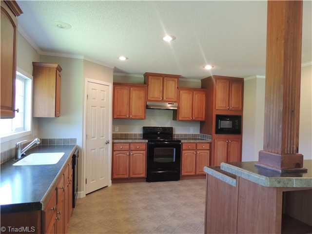 4603 Roundleaf Road Ramseur, NC 27316 - Photo 4 of 16 Kitchen.