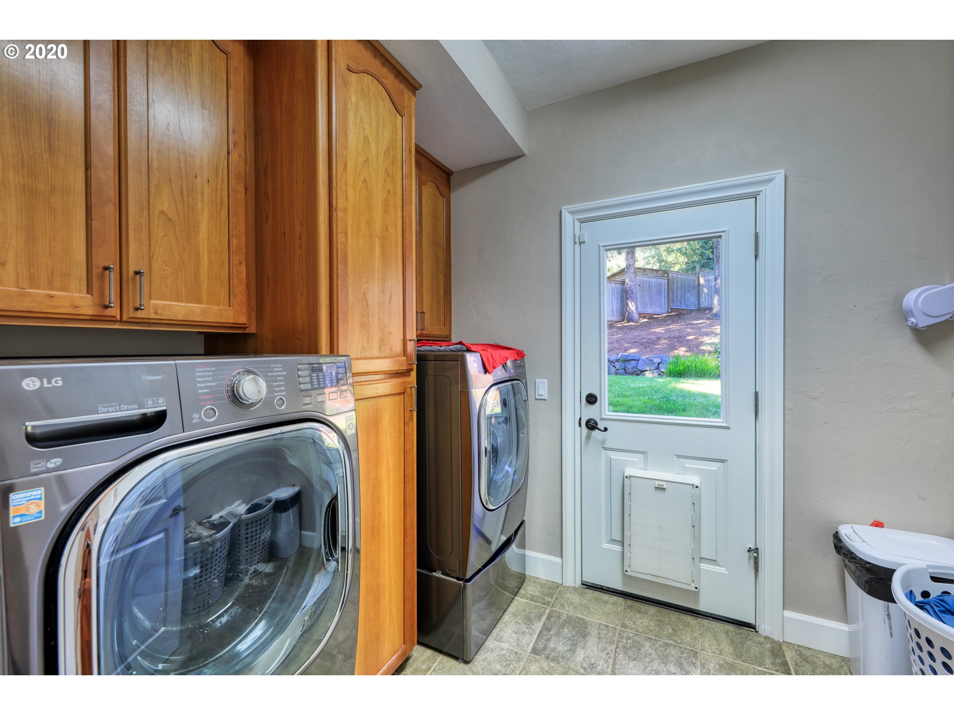 2493 Randy Lane Eugene, OR 97405 - Photo 22 of 30 Gallery Image 22