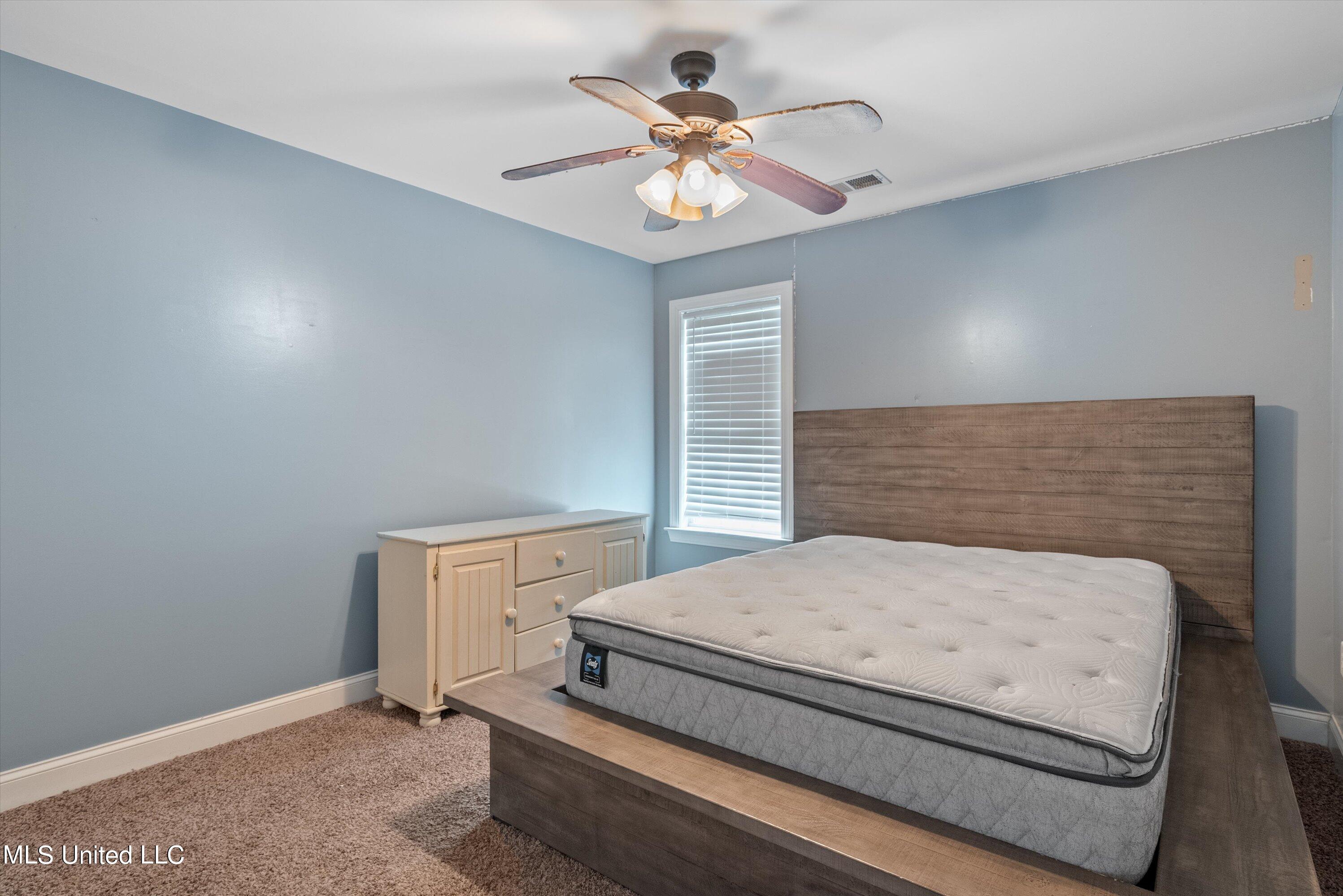 1596 Lyles Road Senatobia, MS 38668 - Photo 16 of 21 15-DSC08073