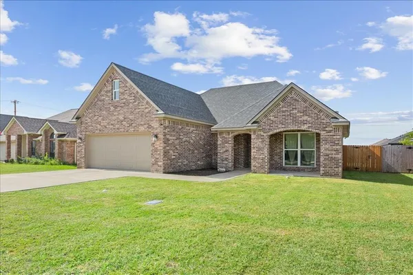 $315,000 | 426 Alexander Street, Hillsboro, TX 76645