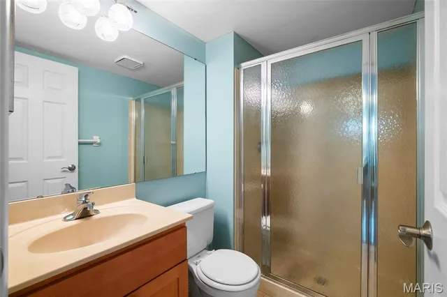 $157,500 | 7409 Triwoods Drive, Unit G, Shrewsbury, MO 63119