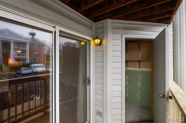 $157,500 | 7409 Triwoods Drive, Unit G, Shrewsbury, MO 63119