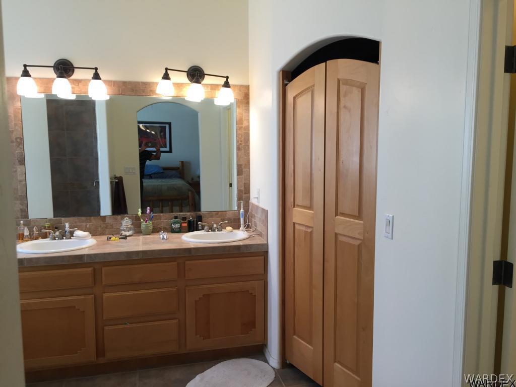 3133 West Carmichael Road Golden Valley, AZ 86413 - Photo 22 of 35