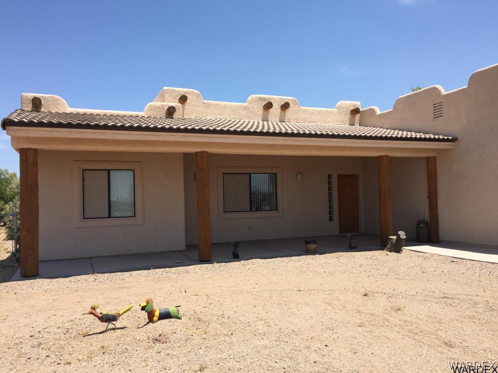 3133 West Carmichael Road Golden Valley, AZ 86413 - Photo 32 of 35 Front Porch