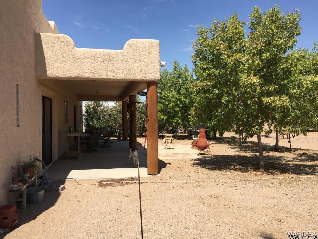 3133 West Carmichael Road Golden Valley, AZ 86413 - Photo 6 of 35 Back Porch