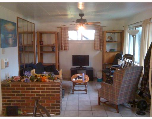 14 Rabbit Run Westerly, RI 02891 - Photo 3 of 8 Living Room. 1st floor living room