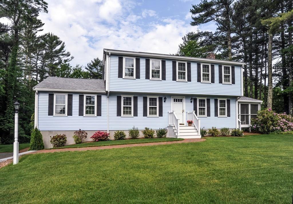 120 Buckboard Road Duxbury, MA 02332 - Photo 2 of 17 Gallery Image 2