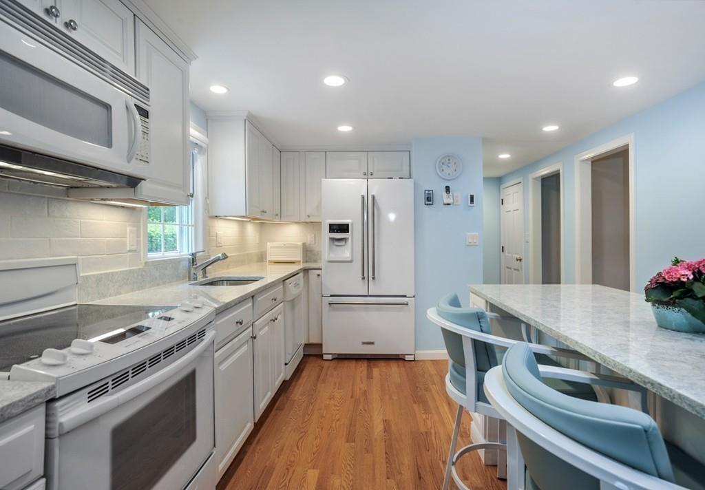 120 Buckboard Road Duxbury, MA 02332 - Photo 4 of 17 Gallery Image 4