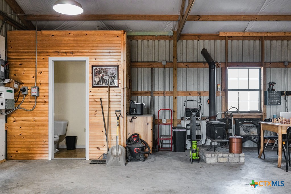 1439 Dagg Road Yoakum, TX 77995 - Photo 39 of 48