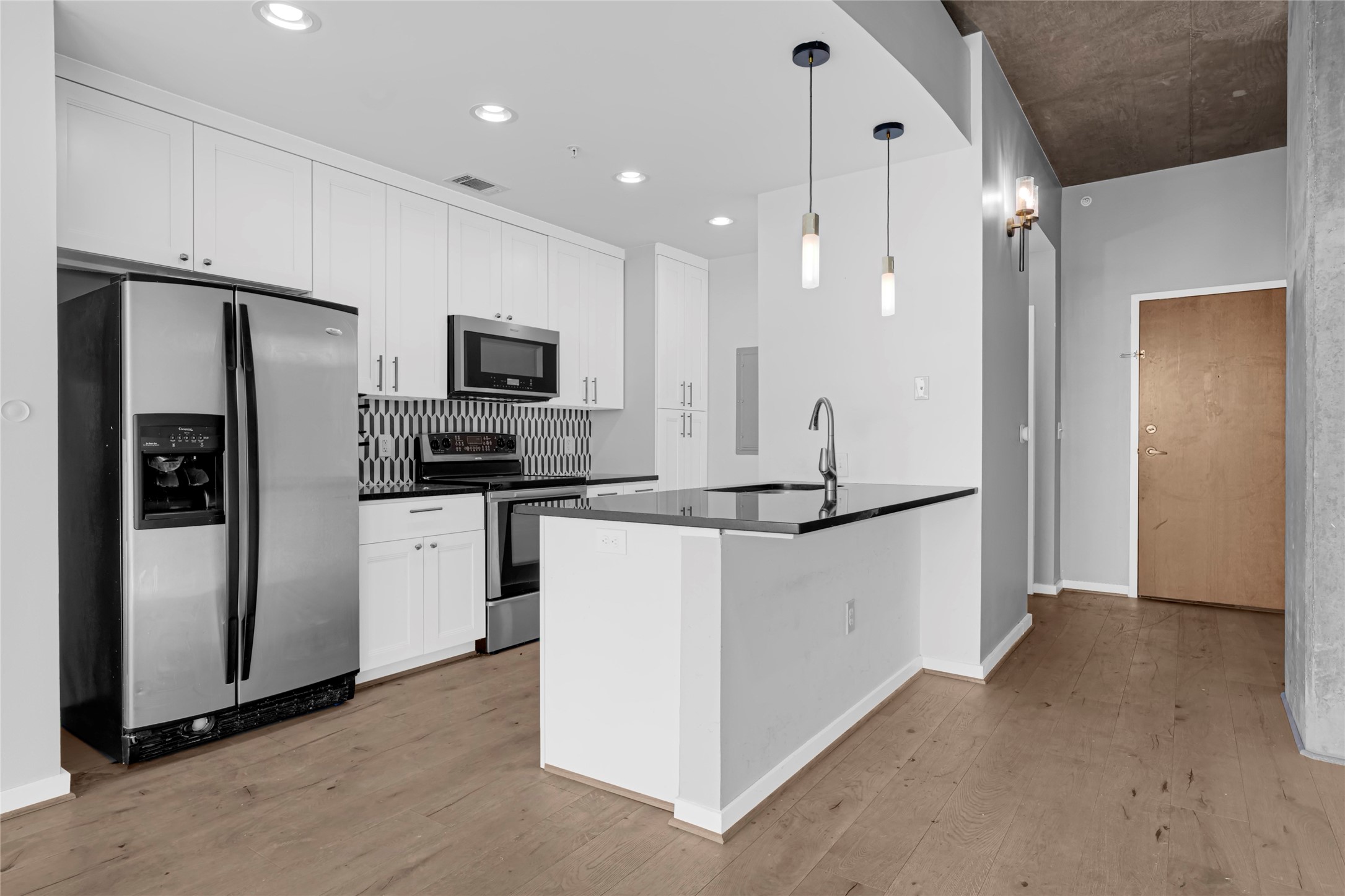 5925 Almeda Road, Unit 10815 Houston, TX 77004 - Photo 4 of 27