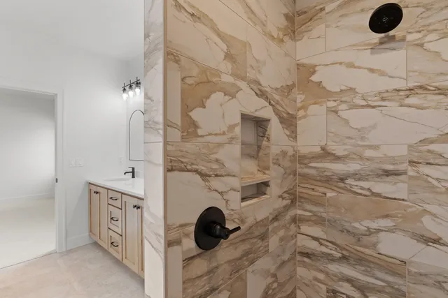 $679,900 | 113 Beckerae Court, Wrightstown, WI 54180