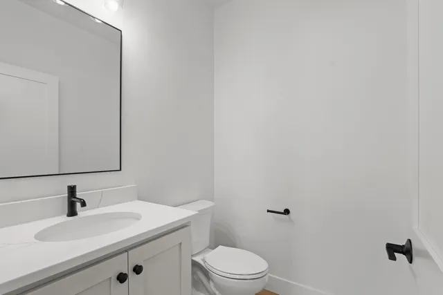 $679,900 | 113 Beckerae Court, Wrightstown, WI 54180