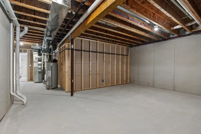 $679,900 | 113 Beckerae Court, Wrightstown, WI 54180