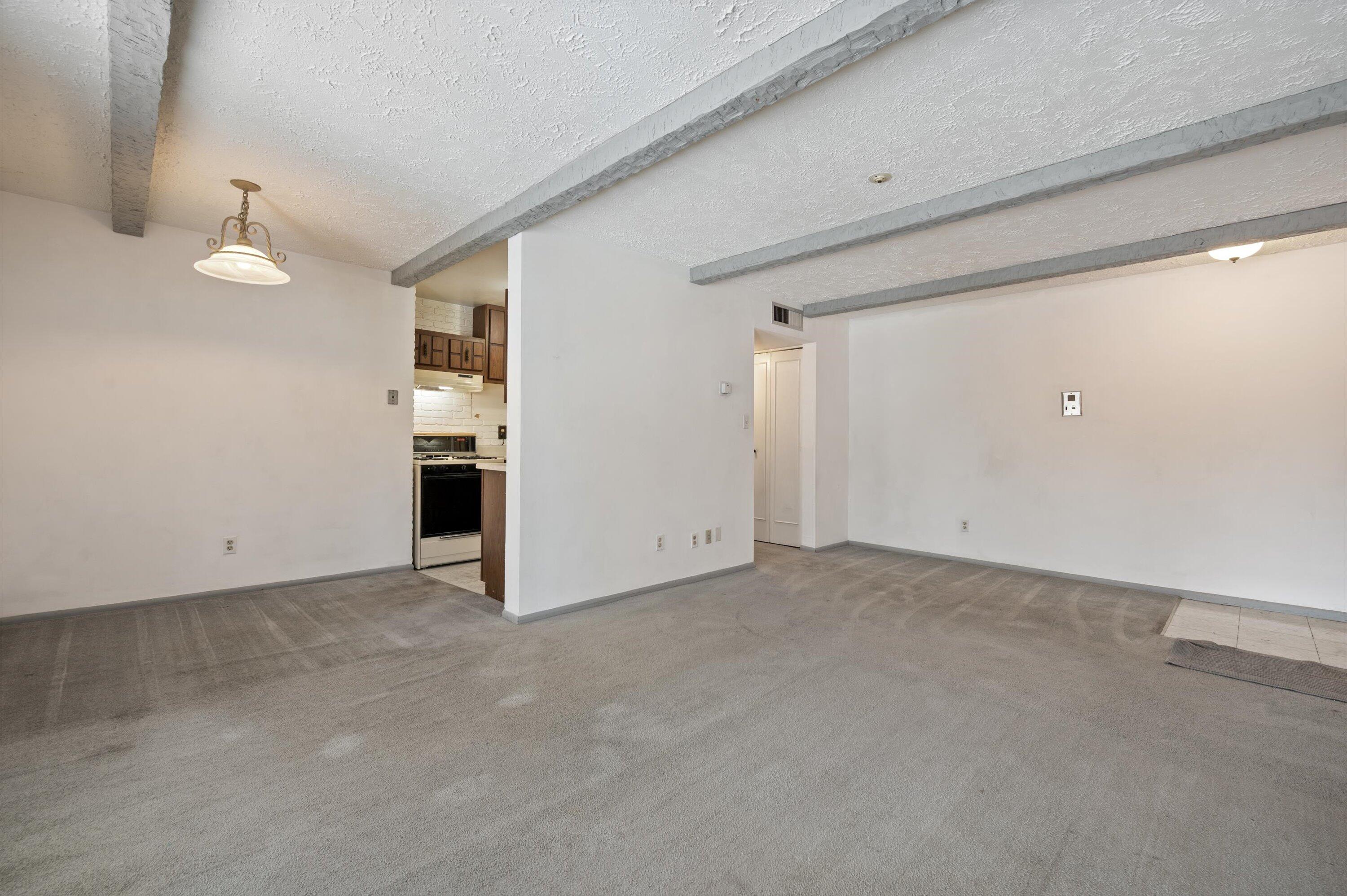 4000 West Rivers Edge Circle, Unit 24 Brown Deer, WI 53209 - Photo 3 of 17 Living Room Dinette