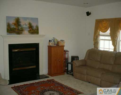 2 Peoples Line Road Somerset, NJ 08873 - Photo 3 of 5