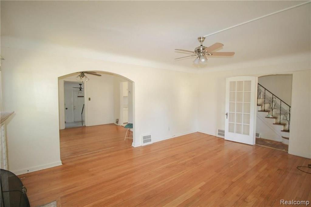 6259 Denton Road Belleville, MI 48111 - Photo 5 of 29