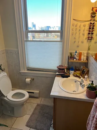 $4,300 | 554 East Broadway, Unit 1, Boston, MA 02127