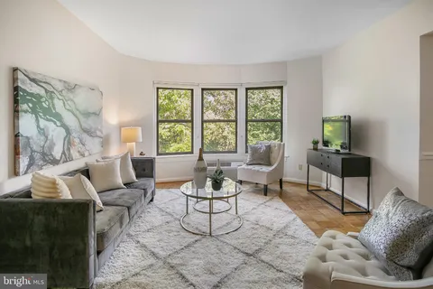 $405,000 | 2500 Q Street Northwest, Unit 411, Washington, DC 20007