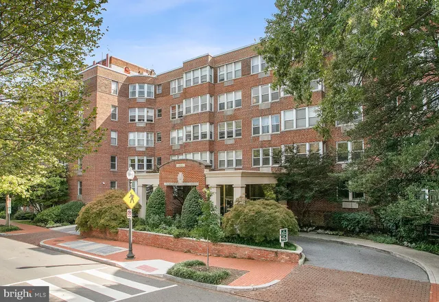 $405,000 | 2500 Q Street Northwest, Unit 411, Washington, DC 20007