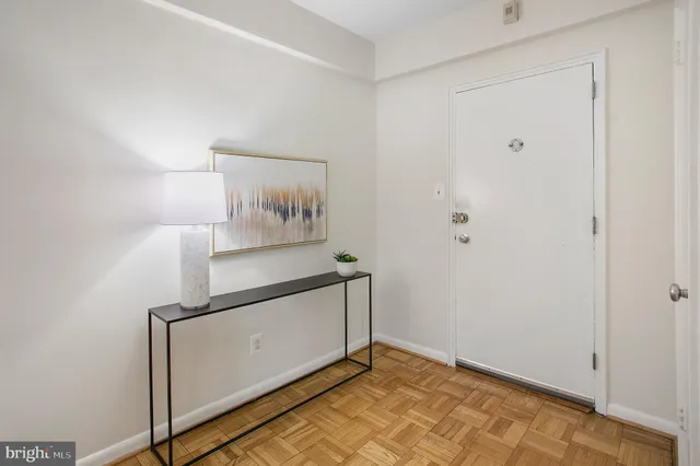 $405,000 | 2500 Q Street Northwest, Unit 411, Washington, DC 20007