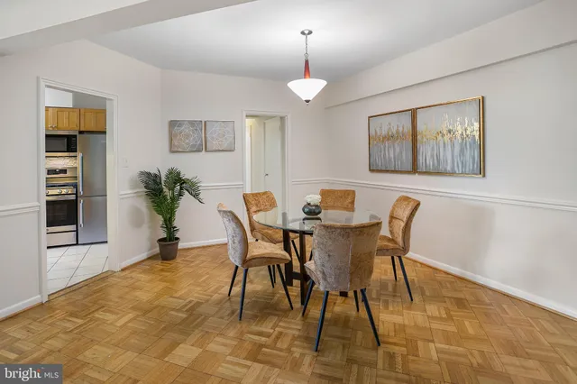 $405,000 | 2500 Q Street Northwest, Unit 411, Washington, DC 20007