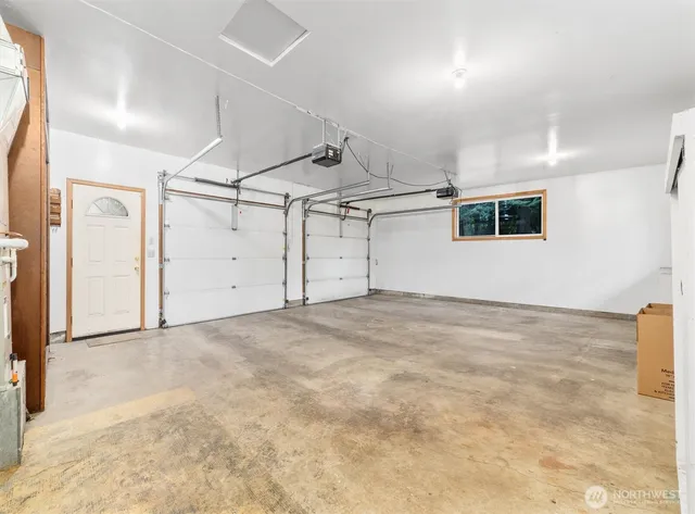 $875,000 | 39811 226th Avenue Southeast, Enumclaw, WA 98022