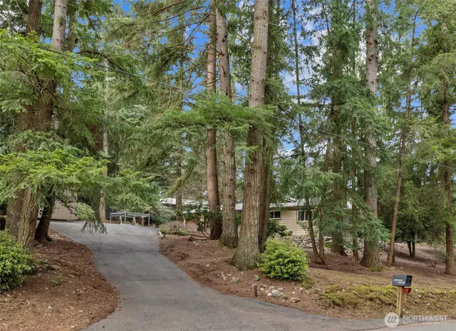 $875,000 | 39811 226th Avenue Southeast, Enumclaw, WA 98022