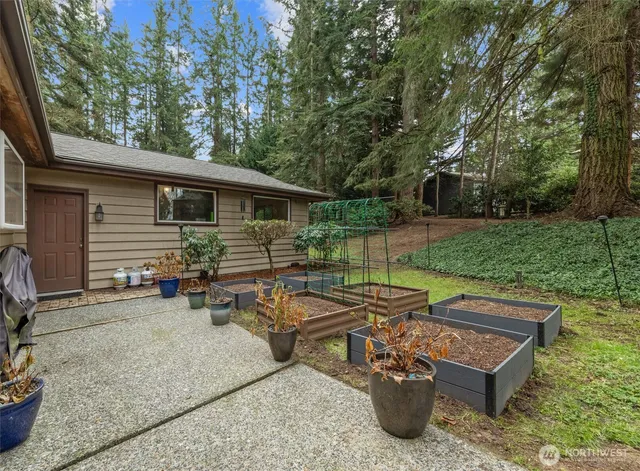 $875,000 | 39811 226th Avenue Southeast, Enumclaw, WA 98022