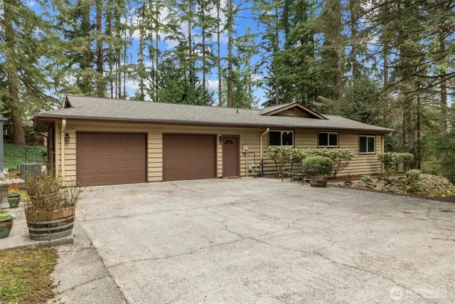 $875,000 | 39811 226th Avenue Southeast, Enumclaw, WA 98022