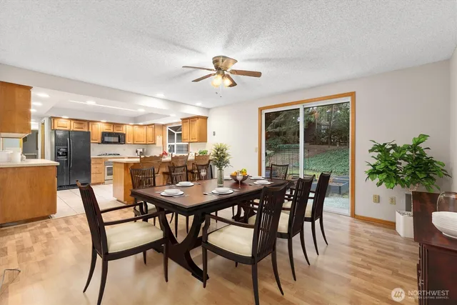 $875,000 | 39811 226th Avenue Southeast, Enumclaw, WA 98022