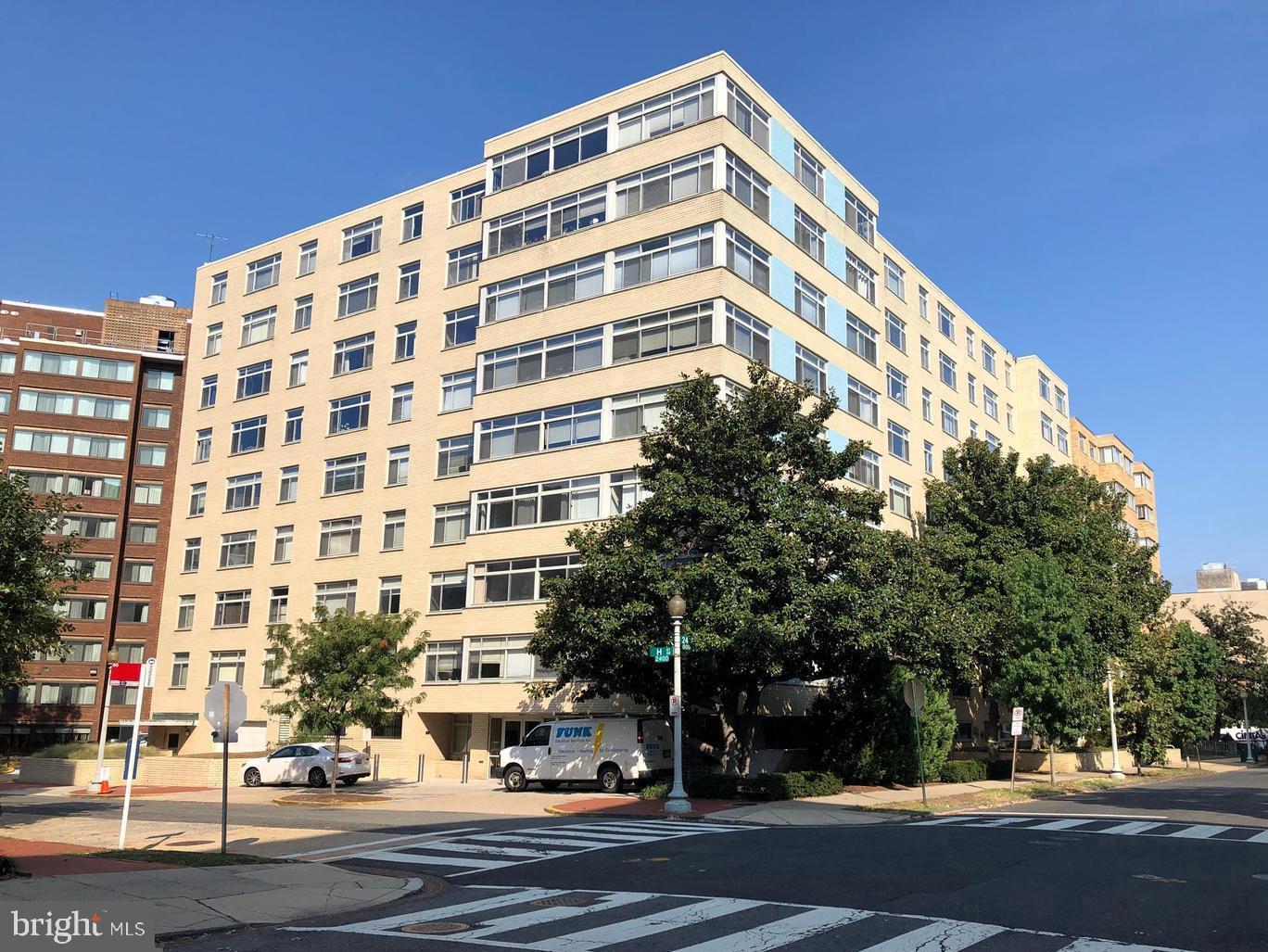 2401 H Street Northwest, Unit 712 Washington, DC 20037 - Photo 1 of 13