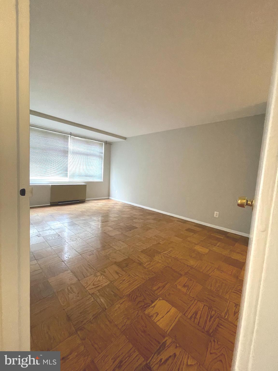 2401 H Street Northwest, Unit 712 Washington, DC 20037 - Photo 5 of 13