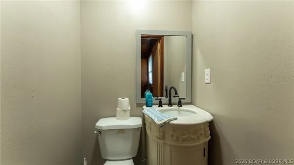$229,900 | 339 Antique Road, Camdenton, MO 65020