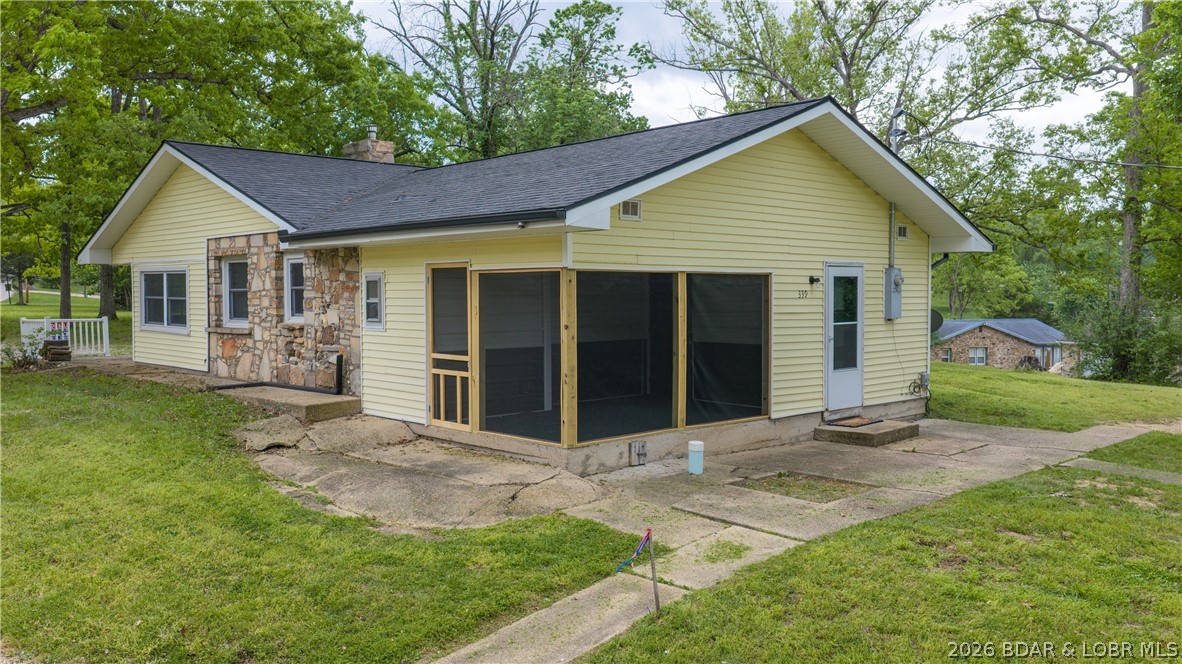 339 Antique Road Camdenton, MO 65020 - Photo 2 of 26