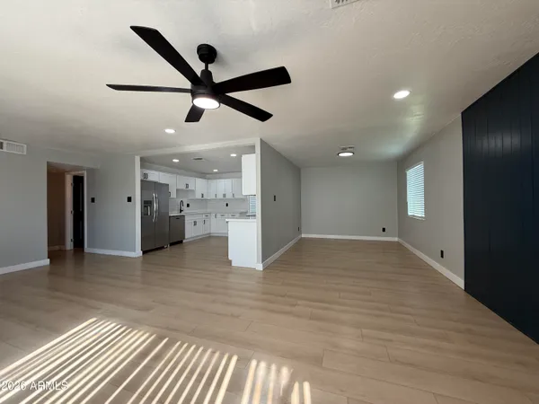 $3,845 | 429 East Greenway Drive, Tempe, AZ 85282