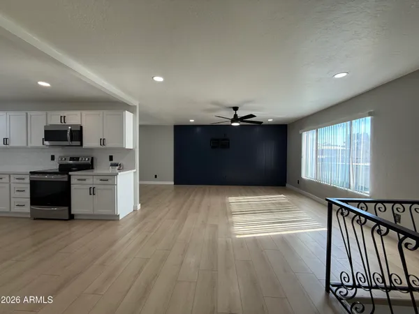 $3,845 | 429 East Greenway Drive, Tempe, AZ 85282