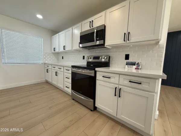 $3,845 | 429 East Greenway Drive, Tempe, AZ 85282