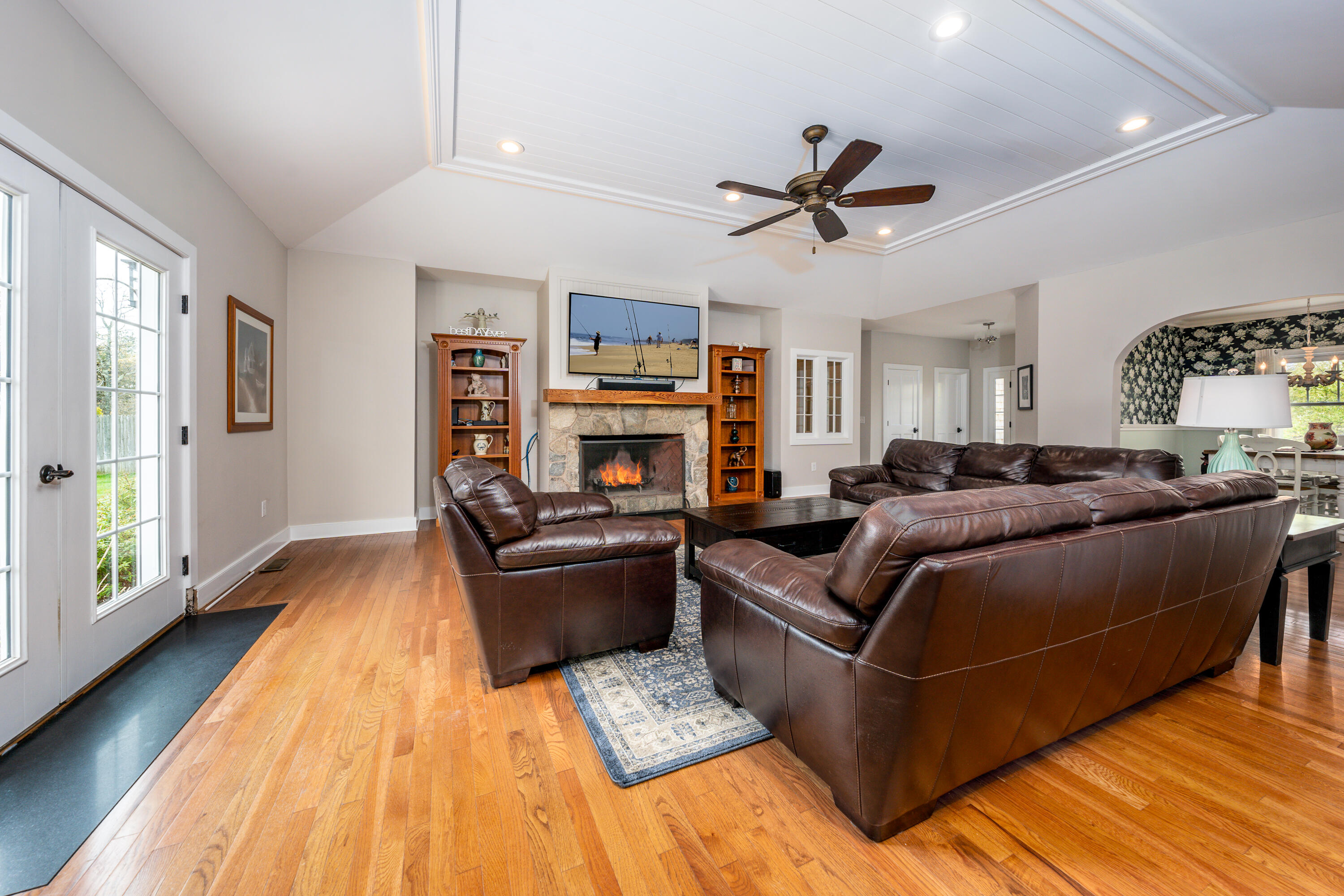 21 Jillian Drive Bourne, MA 02532 - Photo 8 of 46 a living room with furniture and a wooden floor