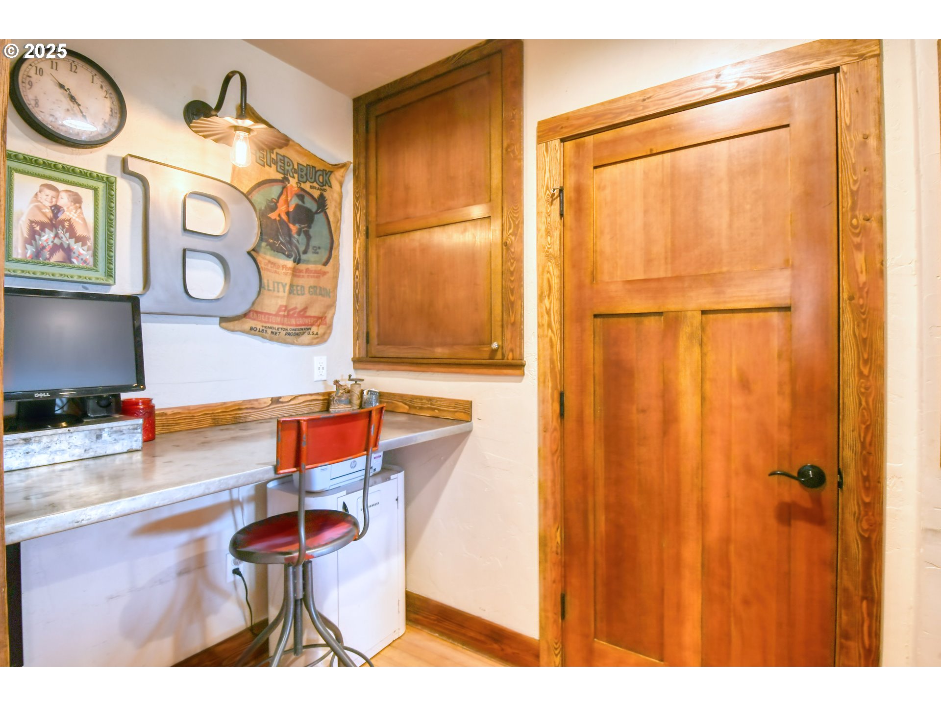 48612 Duff Road Pendleton, OR 97801 - Photo 23 of 46