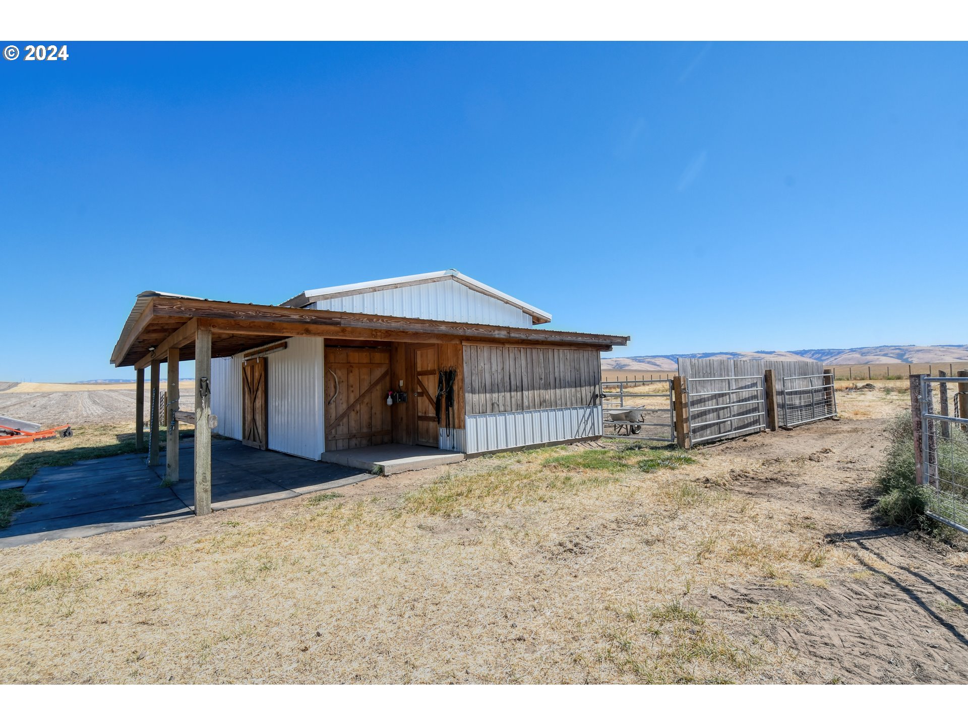 48612 Duff Road Pendleton, OR 97801 - Photo 44 of 46