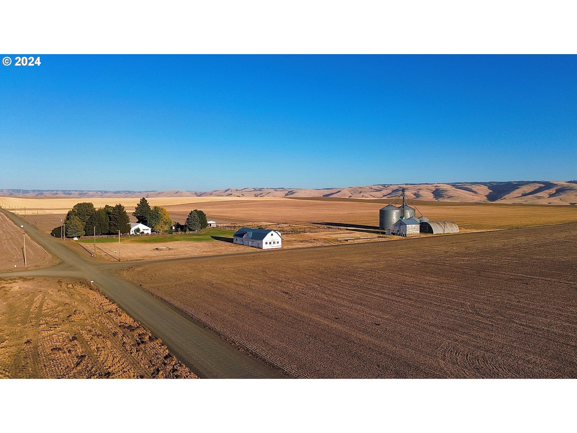 48612 Duff Road Pendleton, OR 97801 - Photo 5 of 46