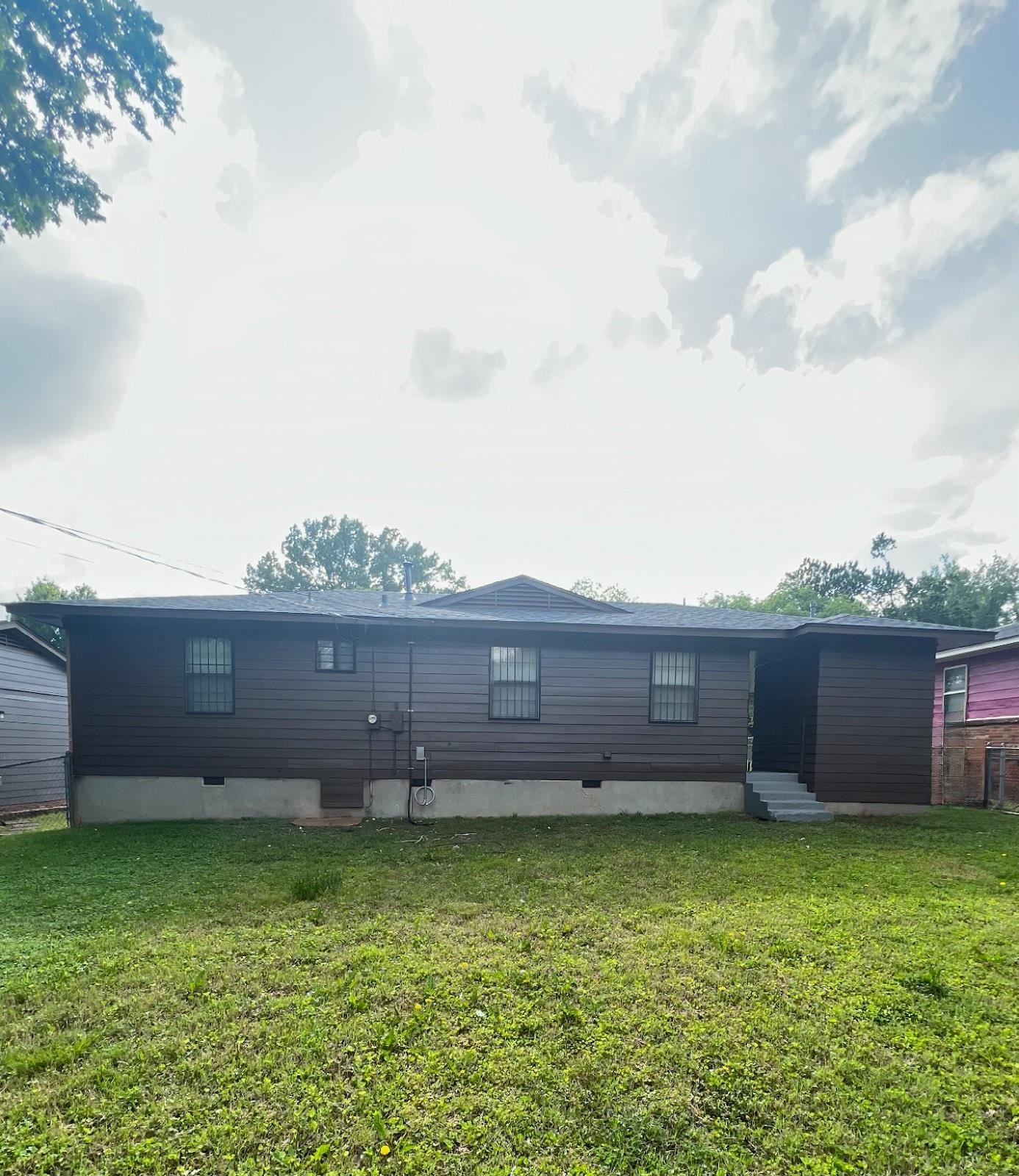 4224 Arrow Road Memphis, TN 38109 - Photo 11 of 11 a view of a backyard